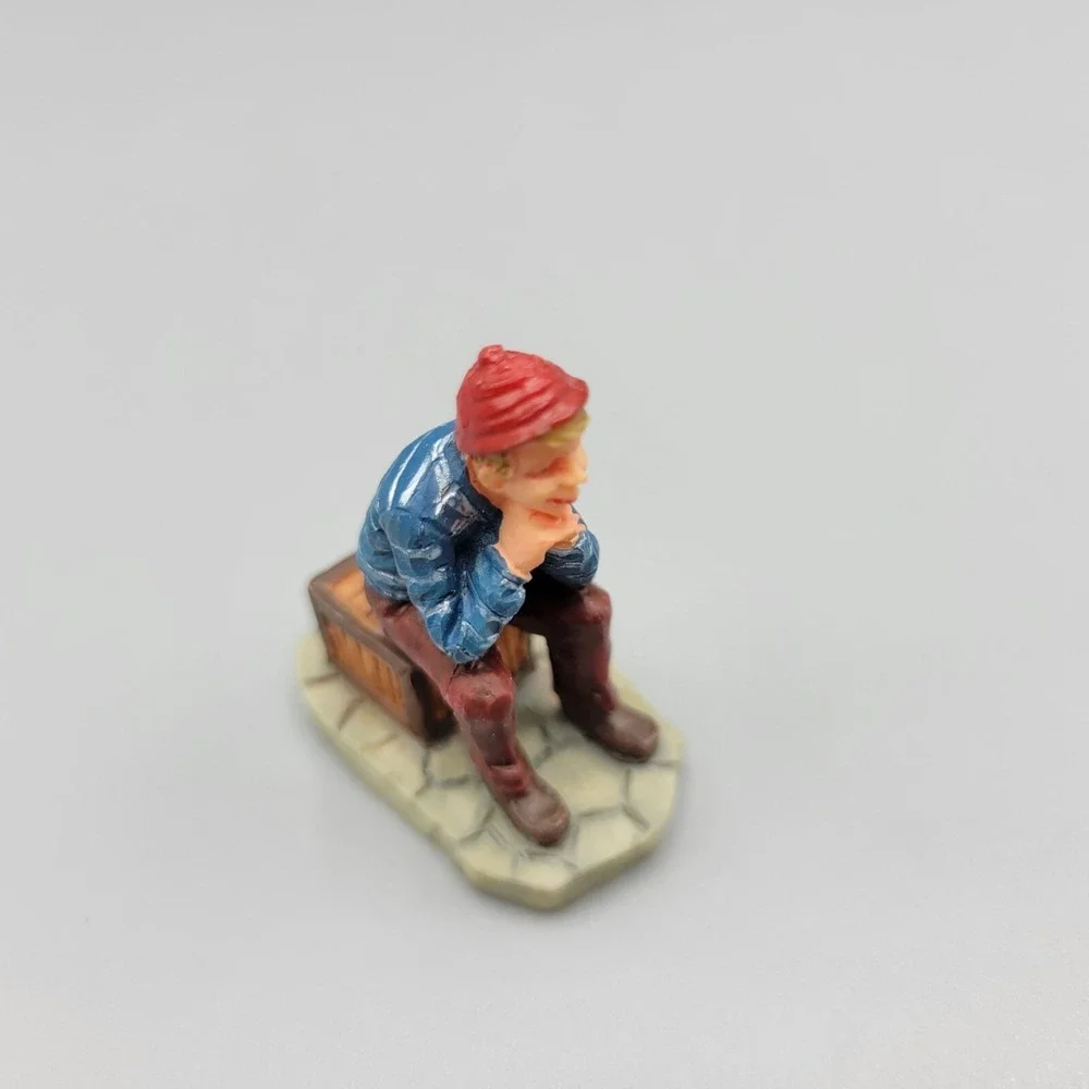 Vintage Lemax Figurine Man Sitting on Box Beanie Hat Story Teller 1.5